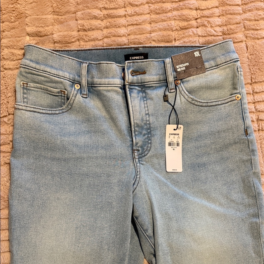 Express Women's Straight Jeans in Light Blue
